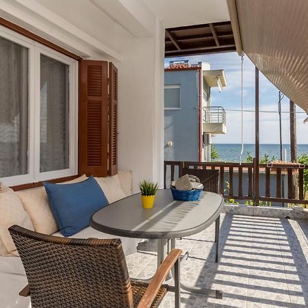 Chalkidiki Beachfront Apartment Nea Iraklia Exterior foto